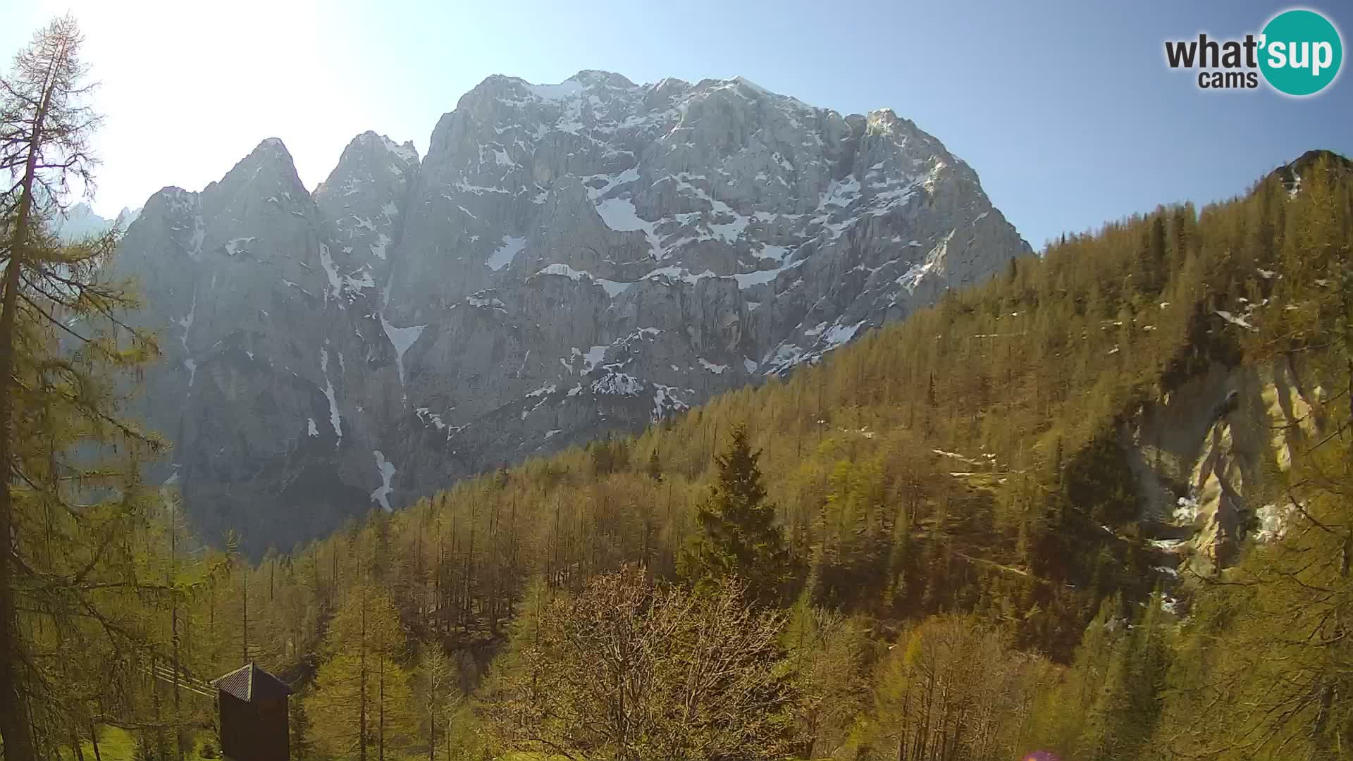 Vršič LIVE Webcam Haus Erjavčeva – Blick auf PRISOJNIK – Slowenien
