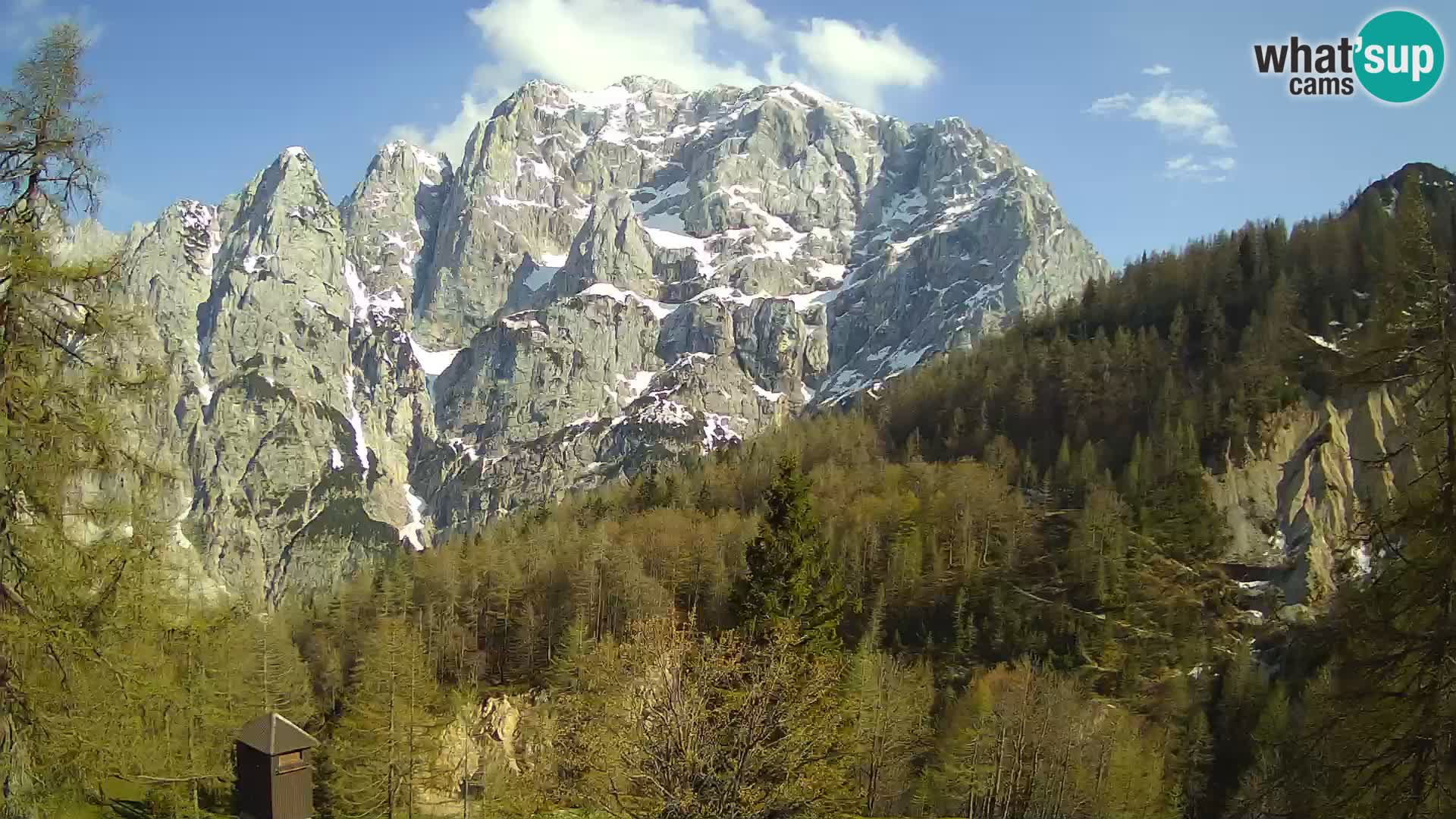 Vršič LIVE webcam casa Erjavčeva – vista sul PRISOJNIK – Slovenia