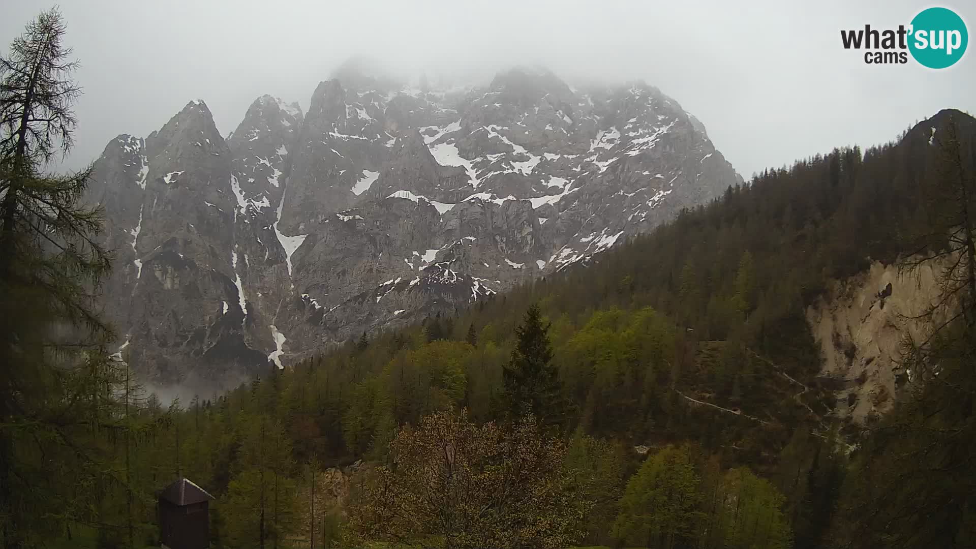 Vršič LIVE Webcam Haus Erjavčeva – Blick auf PRISOJNIK – Slowenien