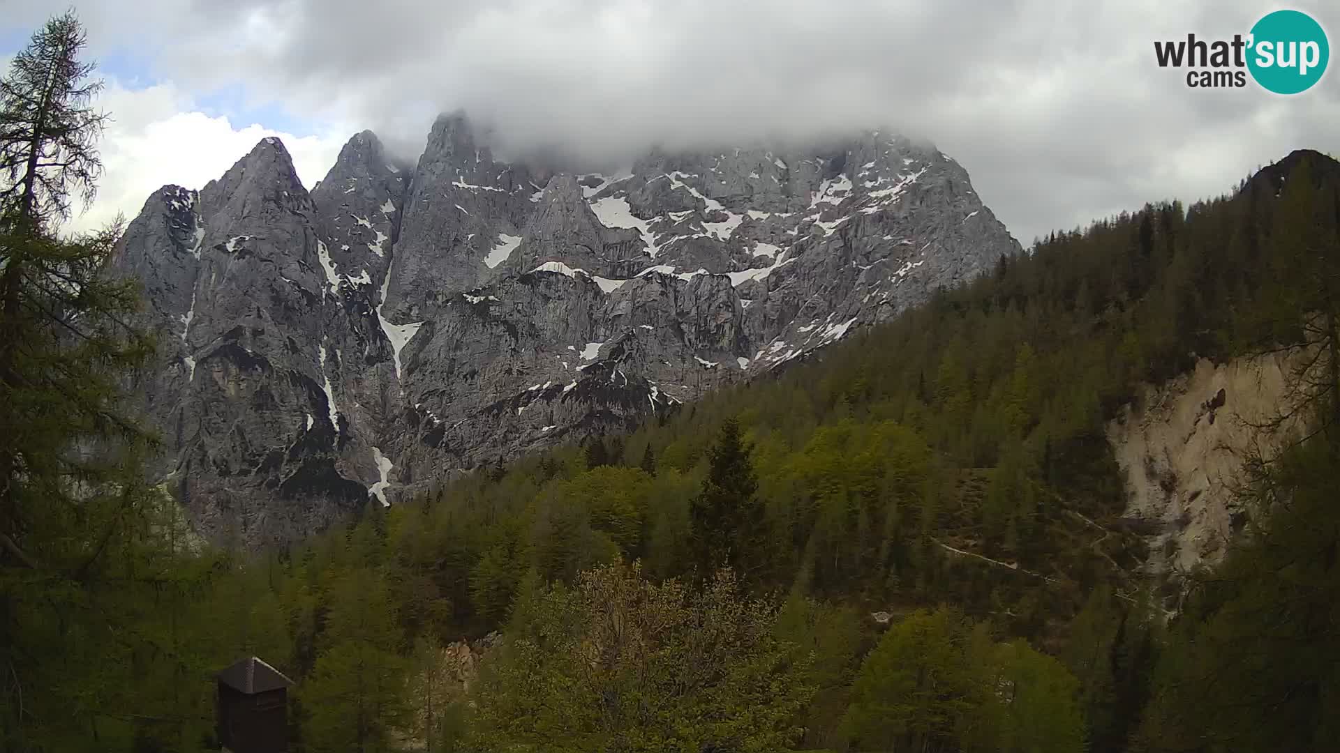 Vršič LIVE Webcam Haus Erjavčeva – Blick auf PRISOJNIK – Slowenien