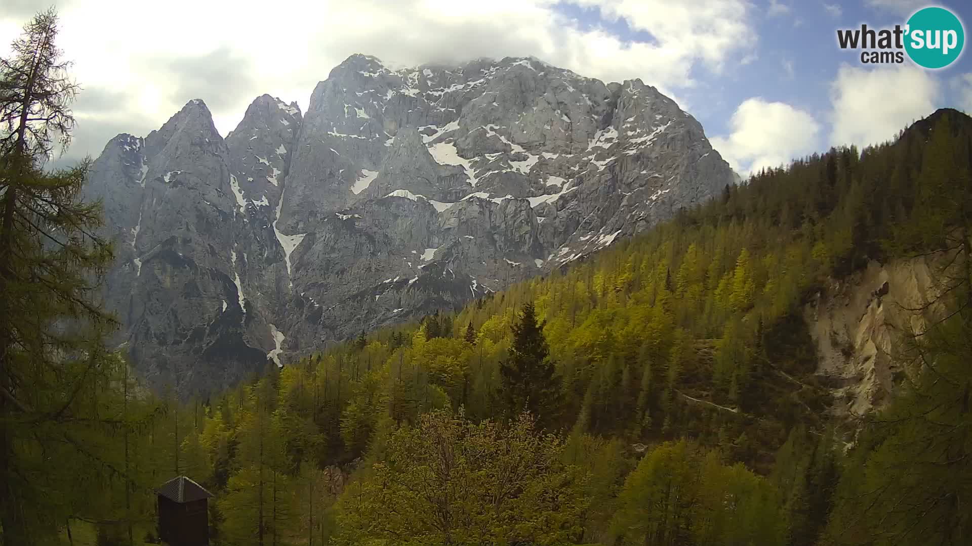 Vršič LIVE webcam casa Erjavčeva – vista sul PRISOJNIK – Slovenia