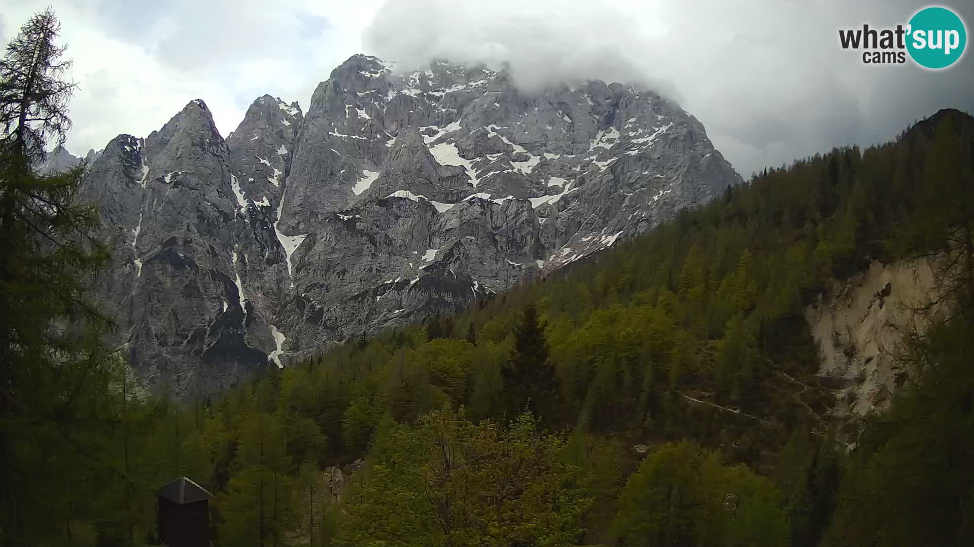 Vršič LIVE Webcam Haus Erjavčeva – Blick auf PRISOJNIK – Slowenien