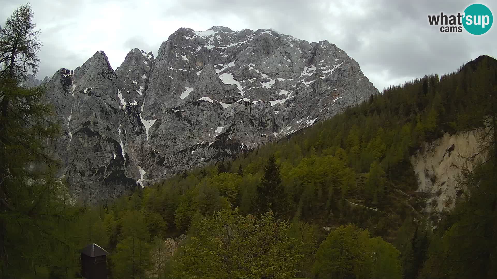Vršič LIVE Webcam Haus Erjavčeva – Blick auf PRISOJNIK – Slowenien