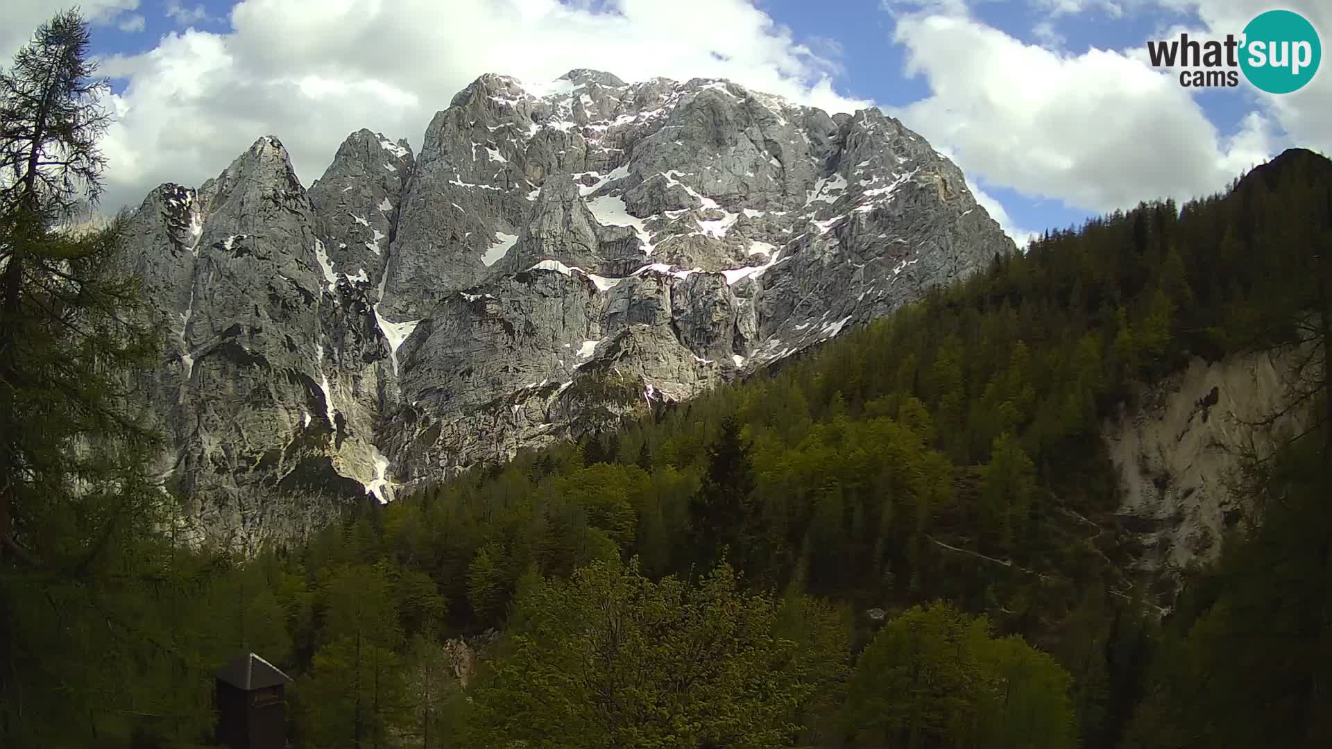 Webcam Vršič LIVE maison Erjavčeva – vue sur PRISOJNIK – Slovénie