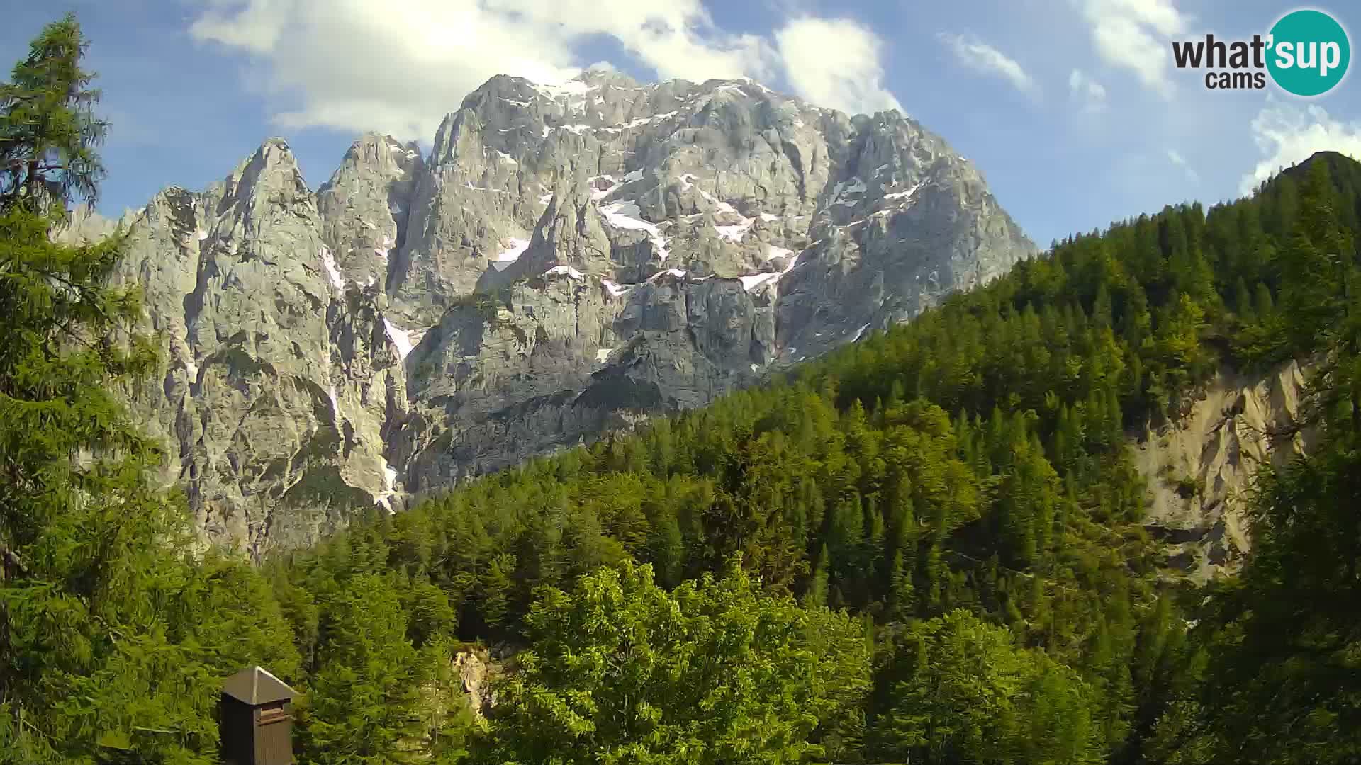Vršič LIVE Webcam Haus Erjavčeva – Blick auf PRISOJNIK – Slowenien