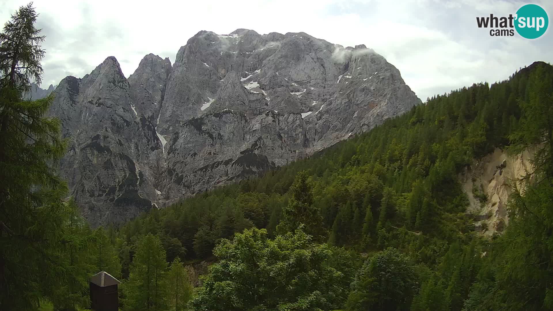 Vršič LIVE Webcam Haus Erjavčeva – Blick auf PRISOJNIK – Slowenien