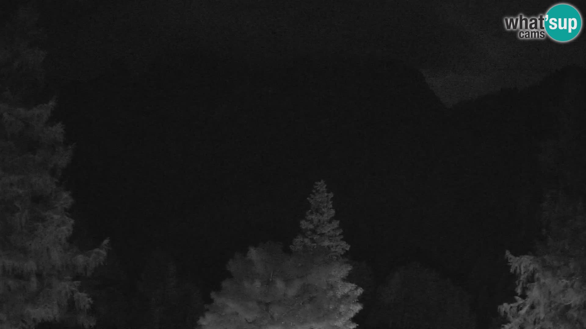 Vršič LIVE webcam casa Erjavčeva – vista sul PRISOJNIK – Slovenia