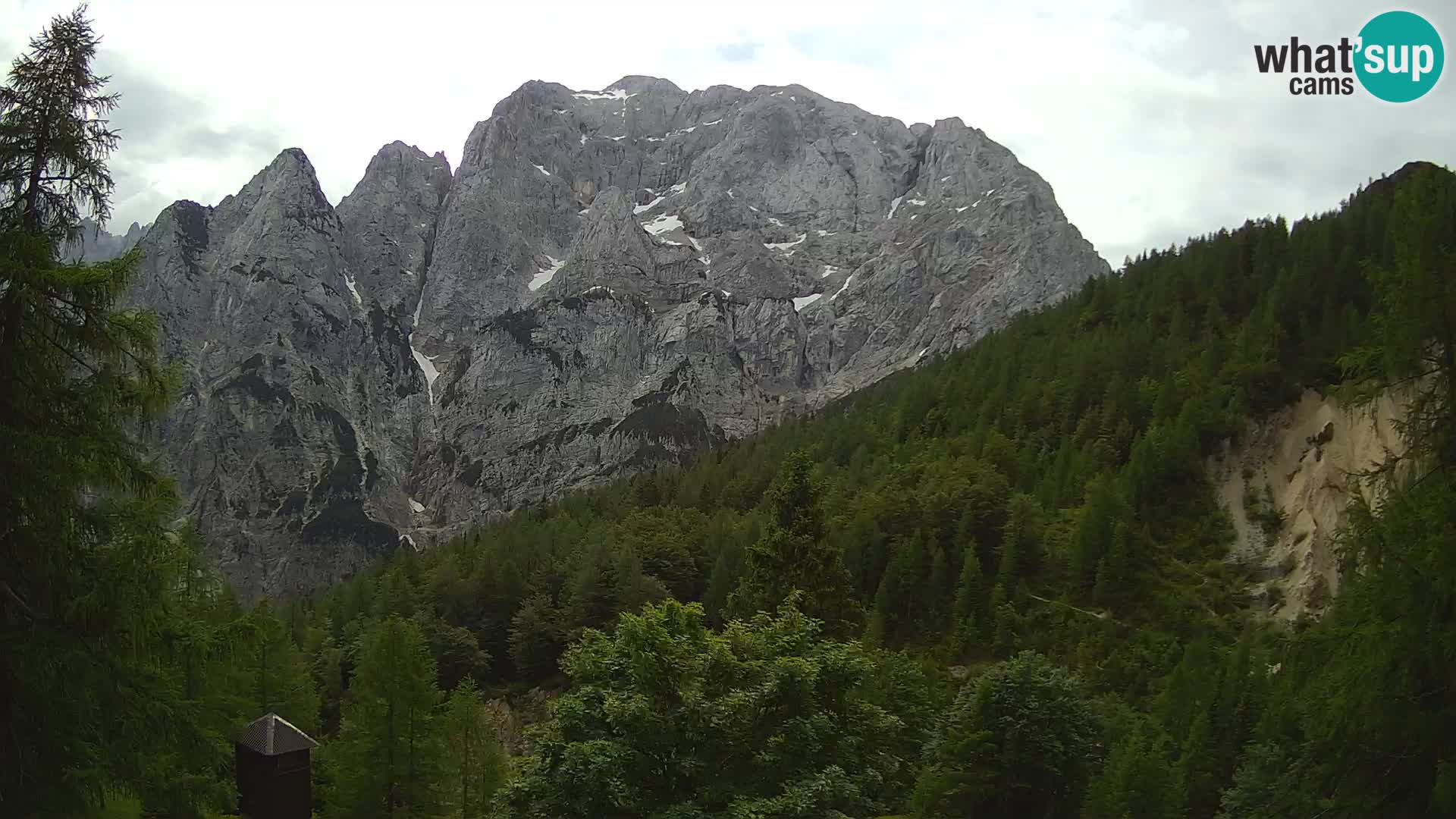 Vršič camera en vivo Casa Erjavčeva – vista a PRISOJNIK – Eslovenia