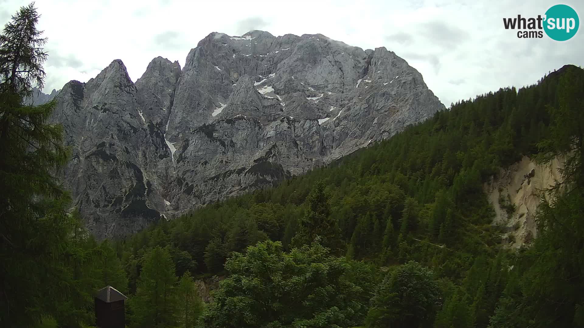 Vršič LIVE Webcam Haus Erjavčeva – Blick auf PRISOJNIK – Slowenien