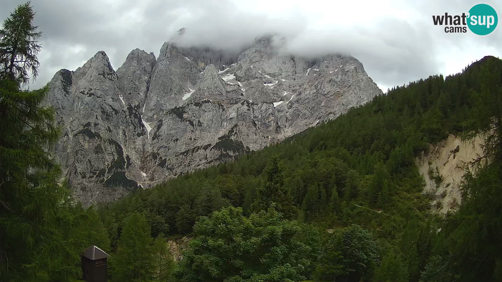 Vršič camera en vivo Casa Erjavčeva – vista a PRISOJNIK – Eslovenia