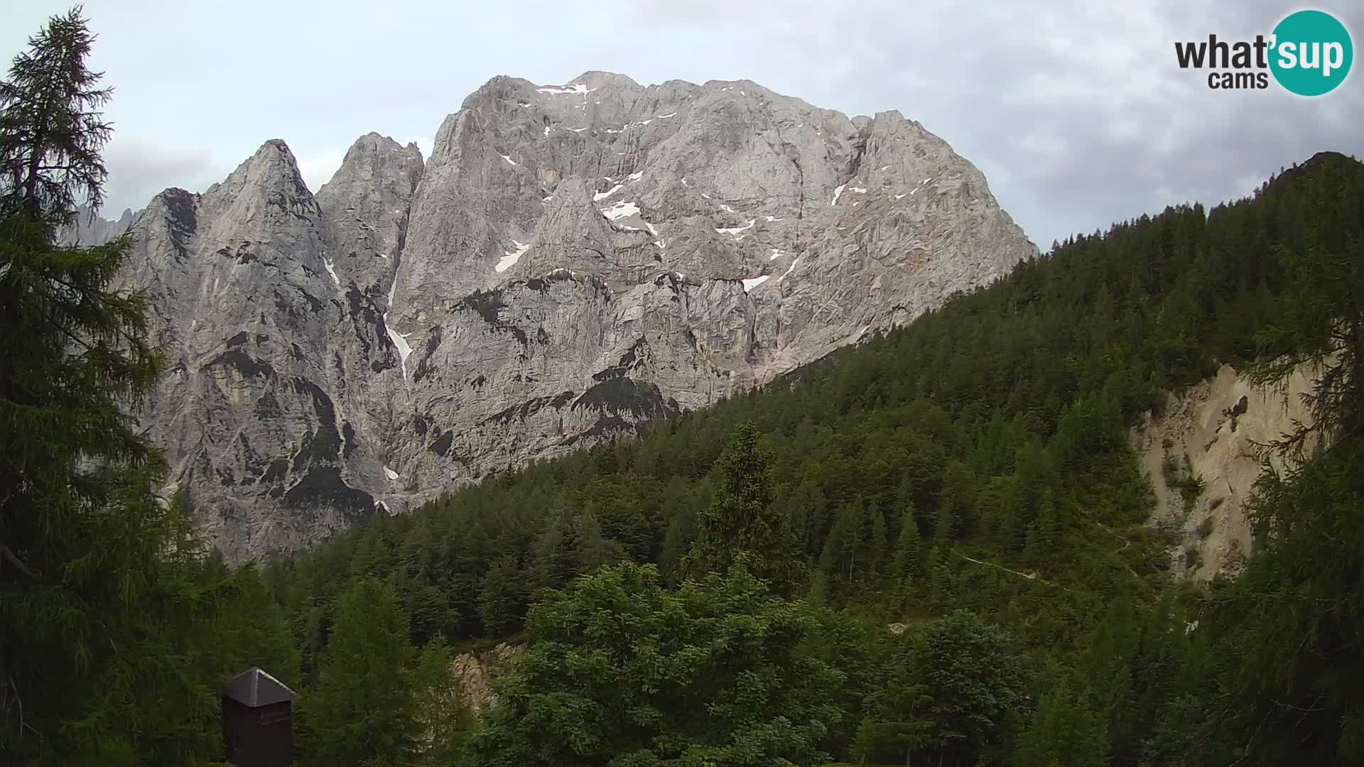 Vršič camera en vivo Casa Erjavčeva – vista a PRISOJNIK – Eslovenia