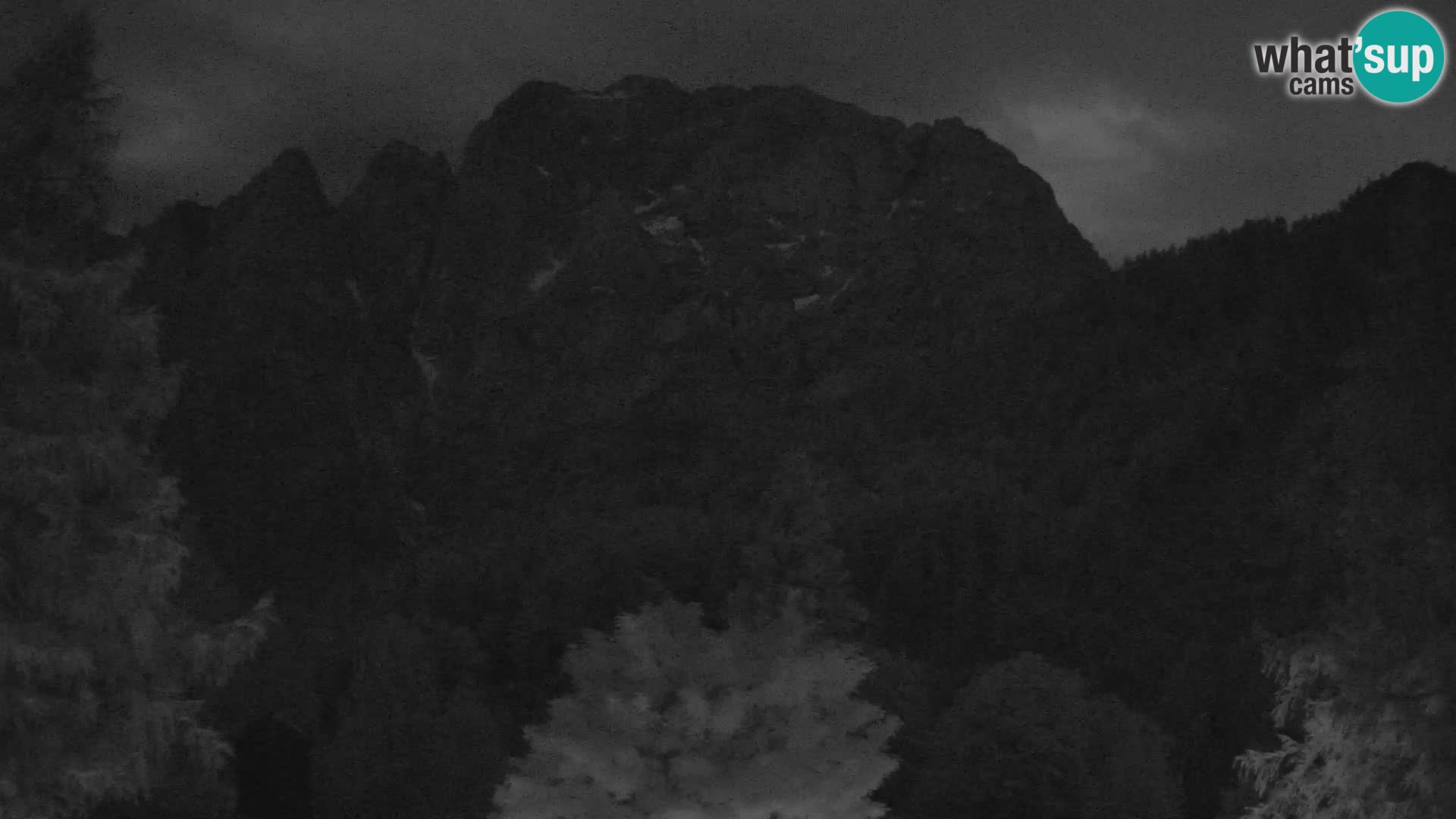 Webcam Vršič LIVE maison Erjavčeva – vue sur PRISOJNIK – Slovénie