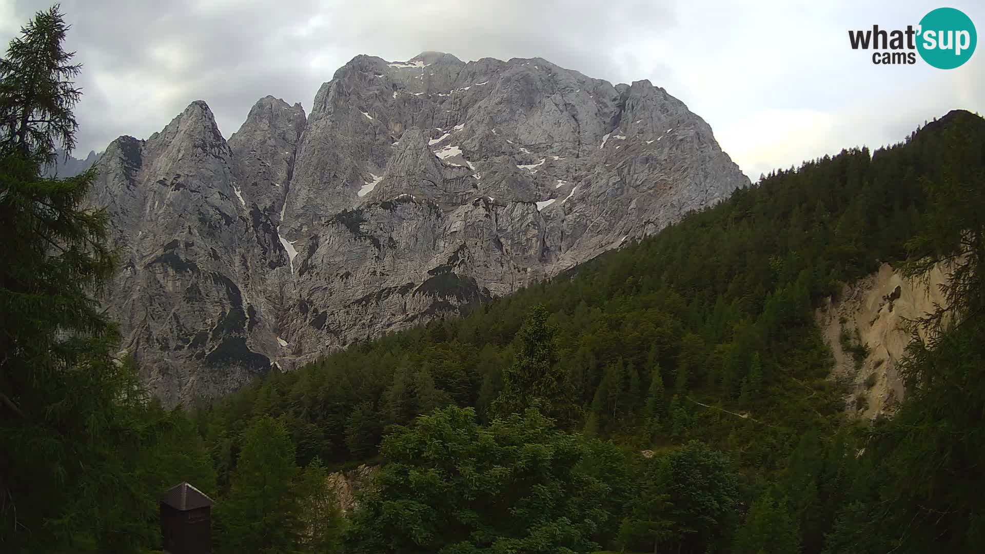 Vršič camera en vivo Casa Erjavčeva – vista a PRISOJNIK – Eslovenia