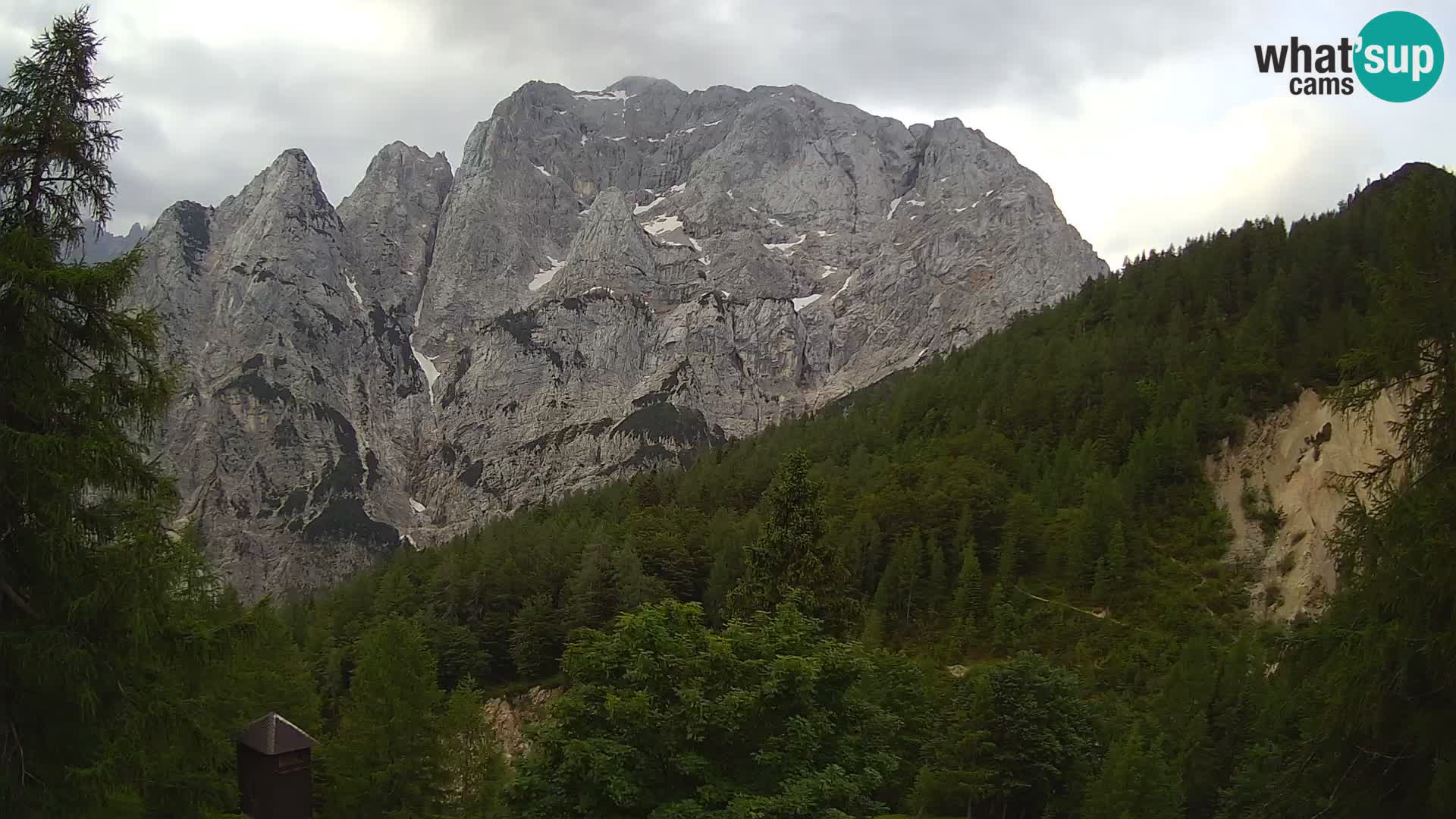 Vršič camera en vivo Casa Erjavčeva – vista a PRISOJNIK – Eslovenia