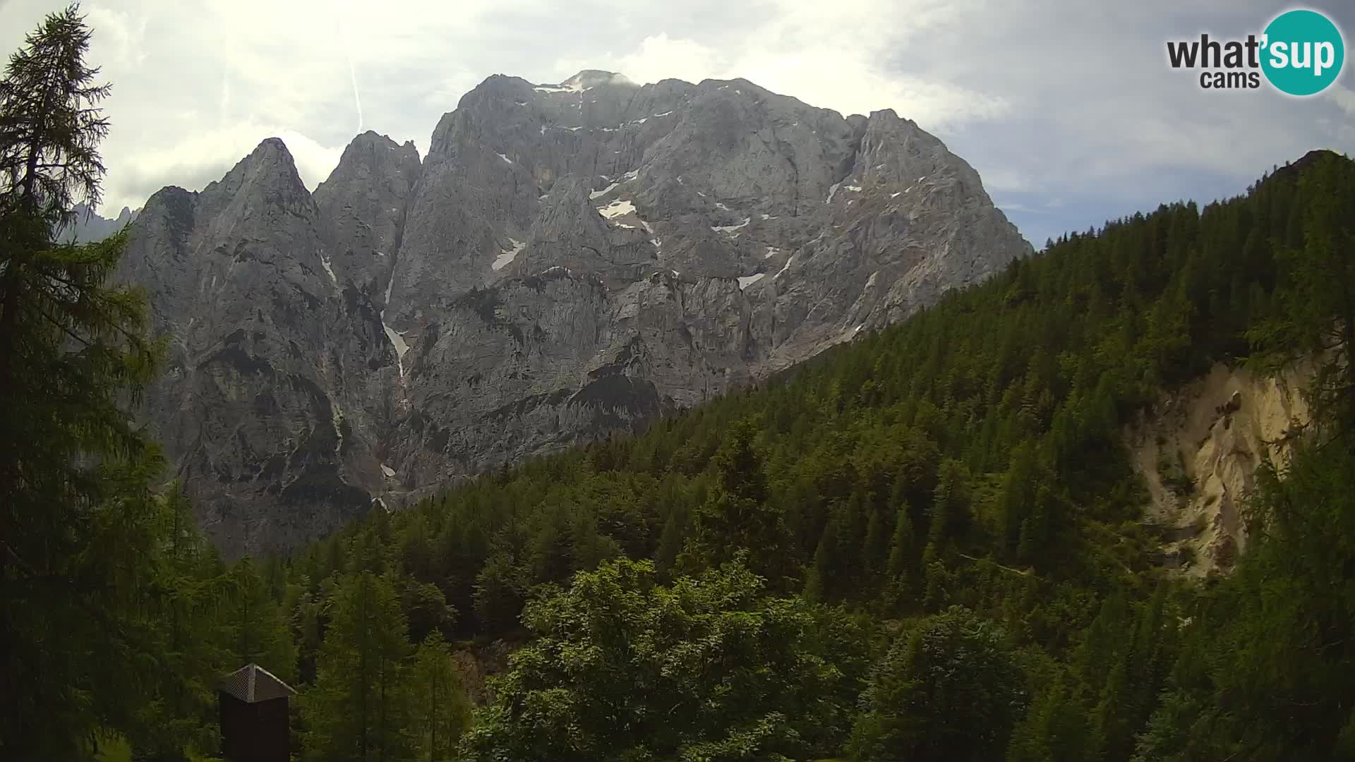 Vršič camera en vivo Casa Erjavčeva – vista a PRISOJNIK – Eslovenia