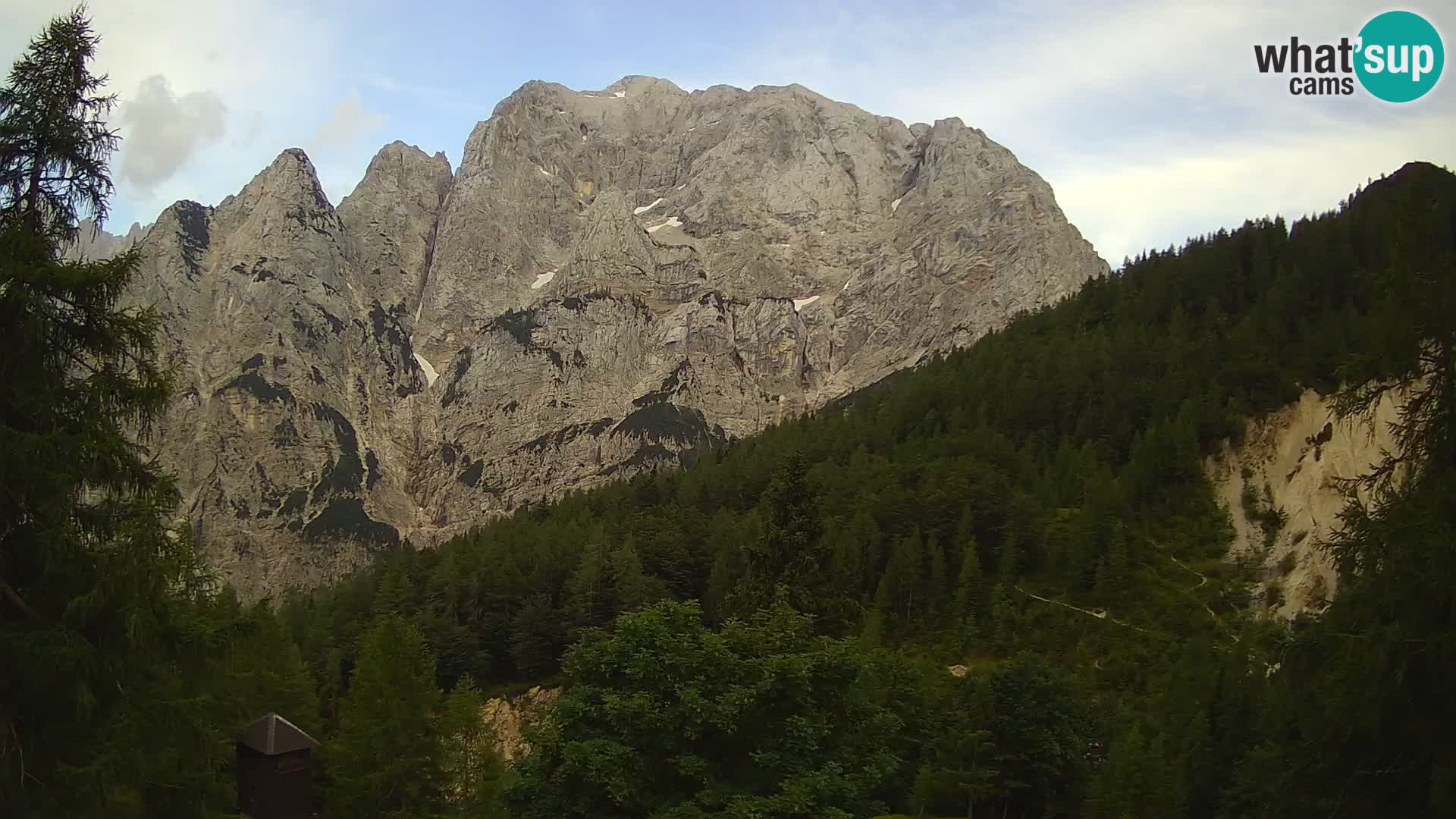 Vršič camera en vivo Casa Erjavčeva – vista a PRISOJNIK – Eslovenia