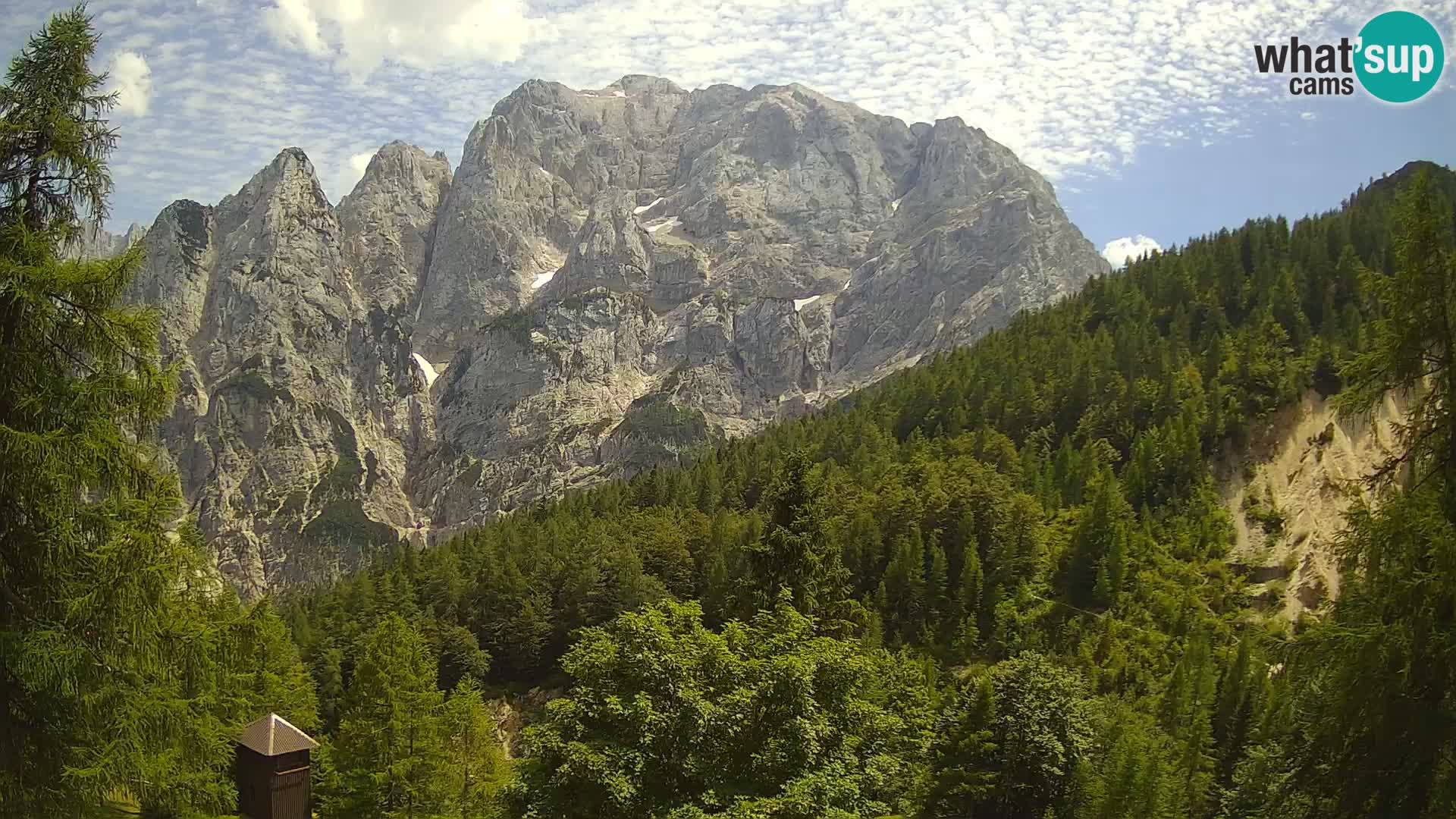 Vršič spletna kamera Erjavčeva hiša – pogled na PRISOJNIK