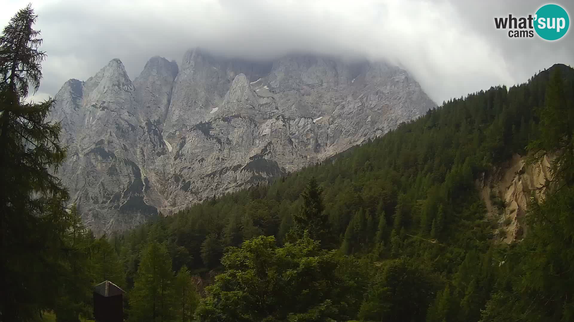 Vršič LIVE Webcam Haus Erjavčeva – Blick auf PRISOJNIK – Slowenien