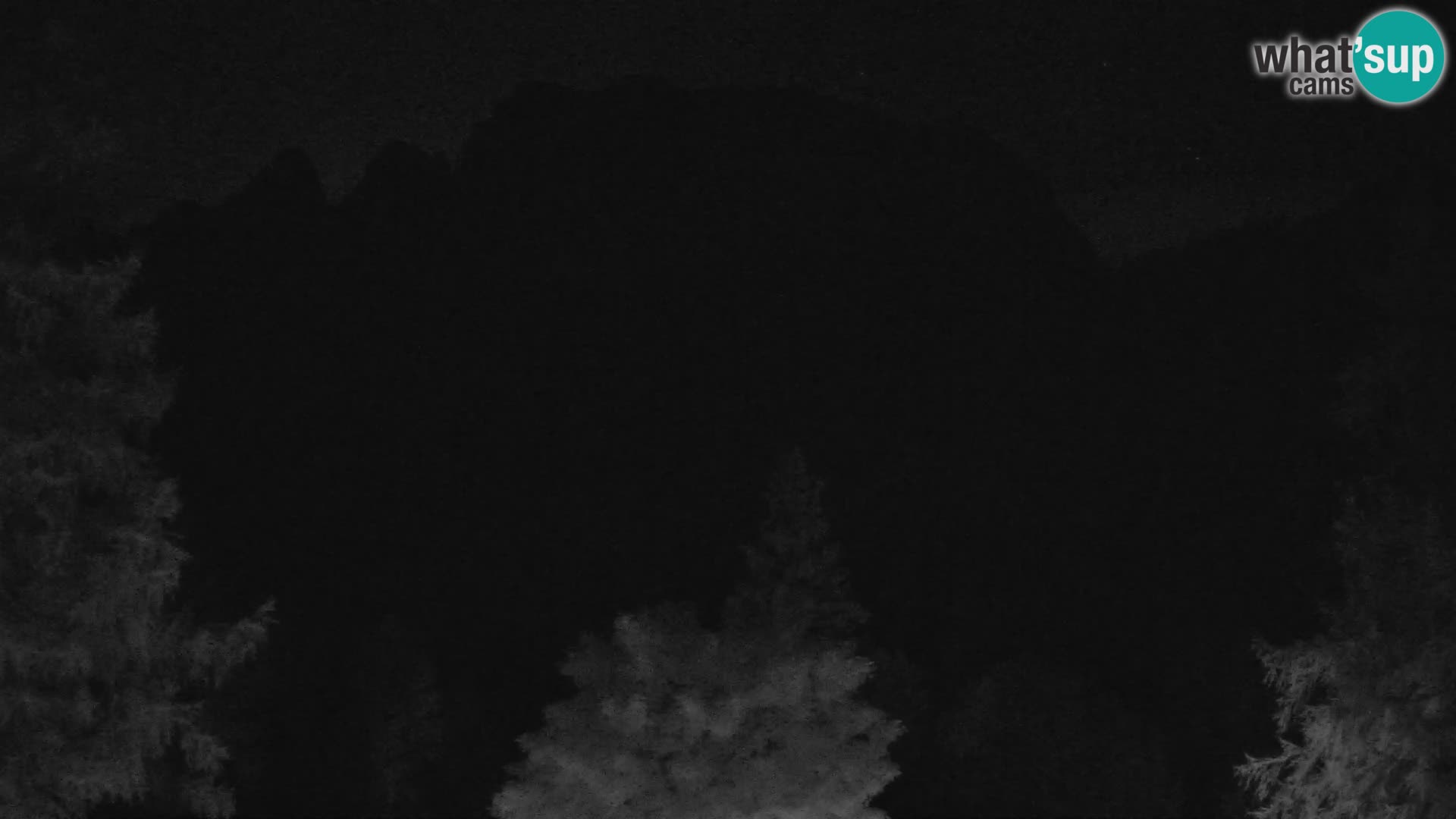 Vršič LIVE webcam casa Erjavčeva – vista sul PRISOJNIK – Slovenia