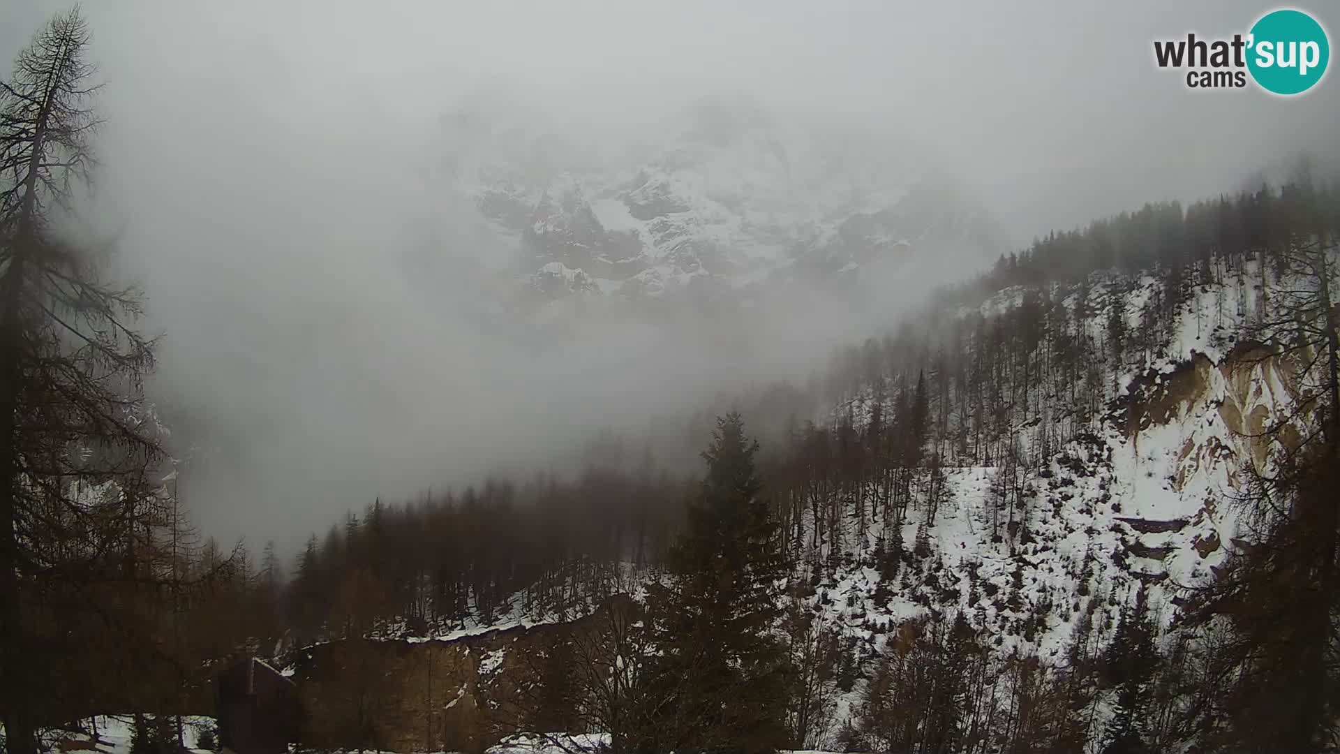 Webcam Vršič LIVE maison Erjavčeva – vue sur PRISOJNIK – Slovénie