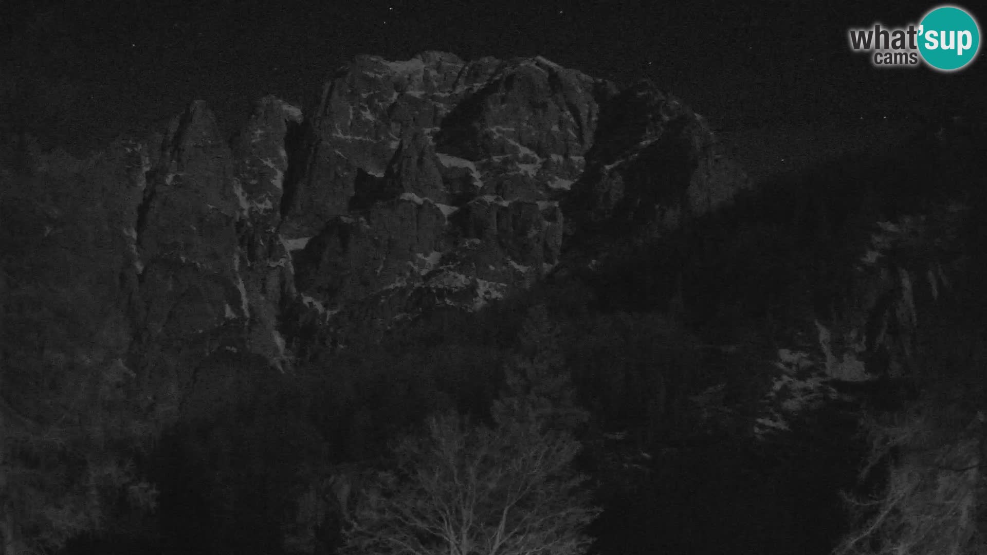 Webcam Vršič LIVE maison Erjavčeva – vue sur PRISOJNIK – Slovénie