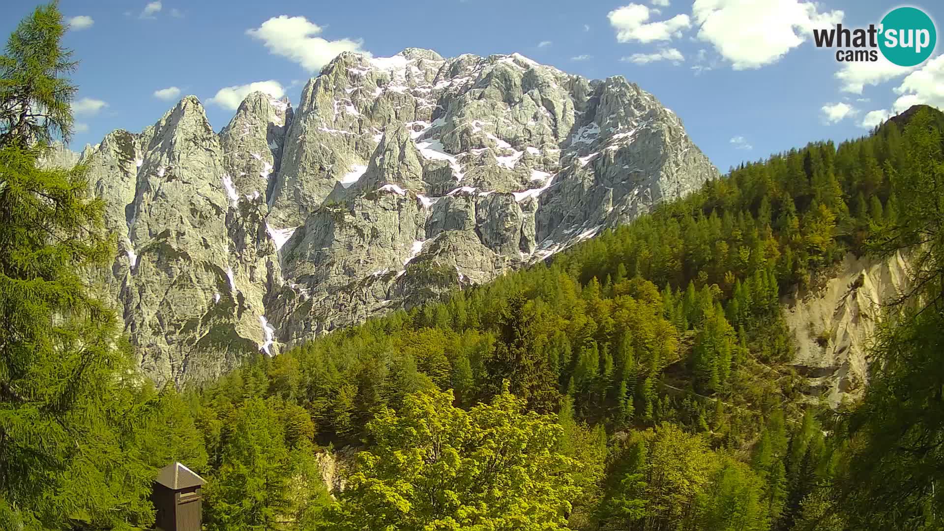 Vršič LIVE webcam casa Erjavčeva – vista sul PRISOJNIK – Slovenia