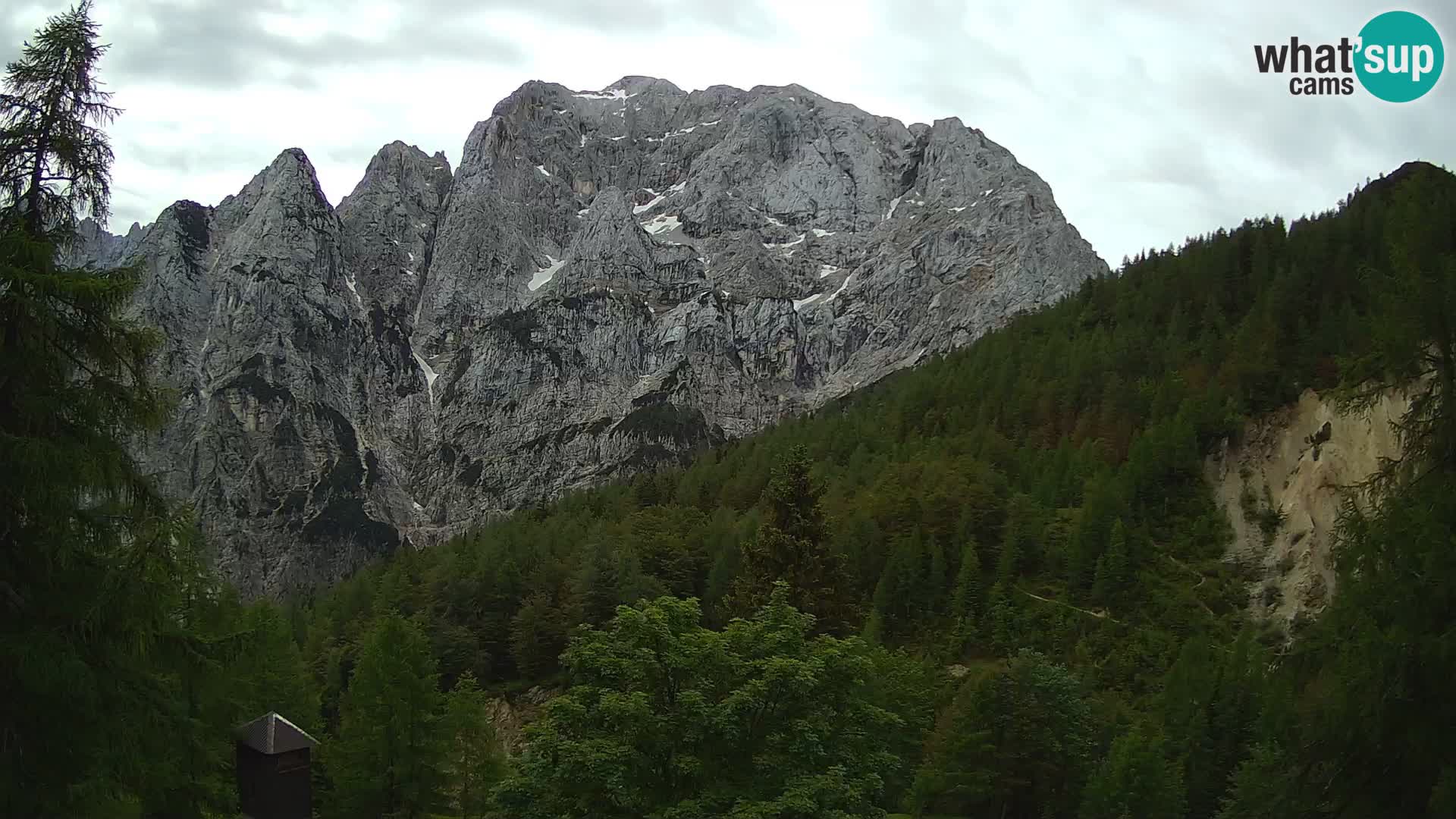 Vršič camera en vivo Casa Erjavčeva – vista a PRISOJNIK – Eslovenia