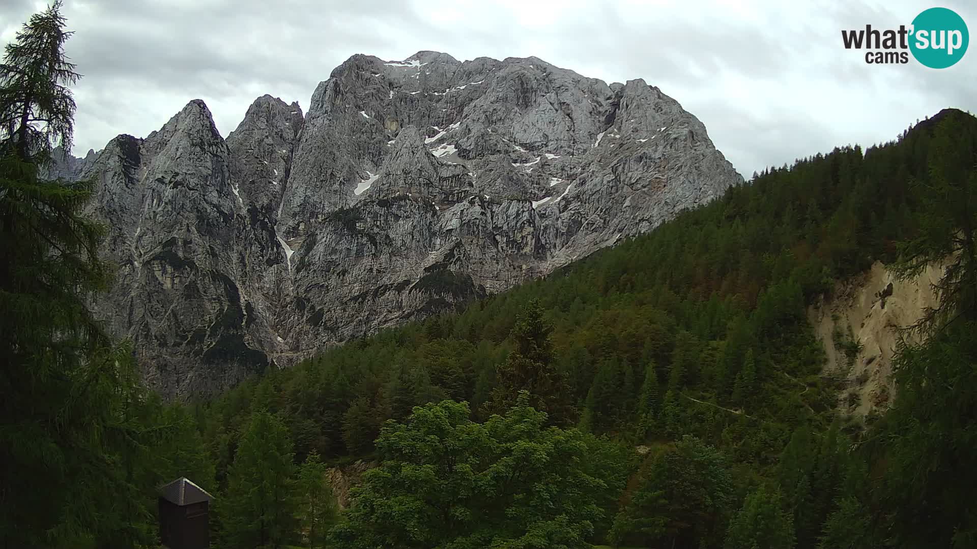 Vršič LIVE Webcam Haus Erjavčeva – Blick auf PRISOJNIK – Slowenien