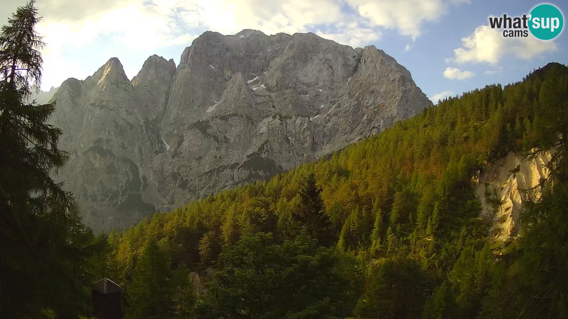 Vršič camera en vivo Casa Erjavčeva – vista a PRISOJNIK – Eslovenia