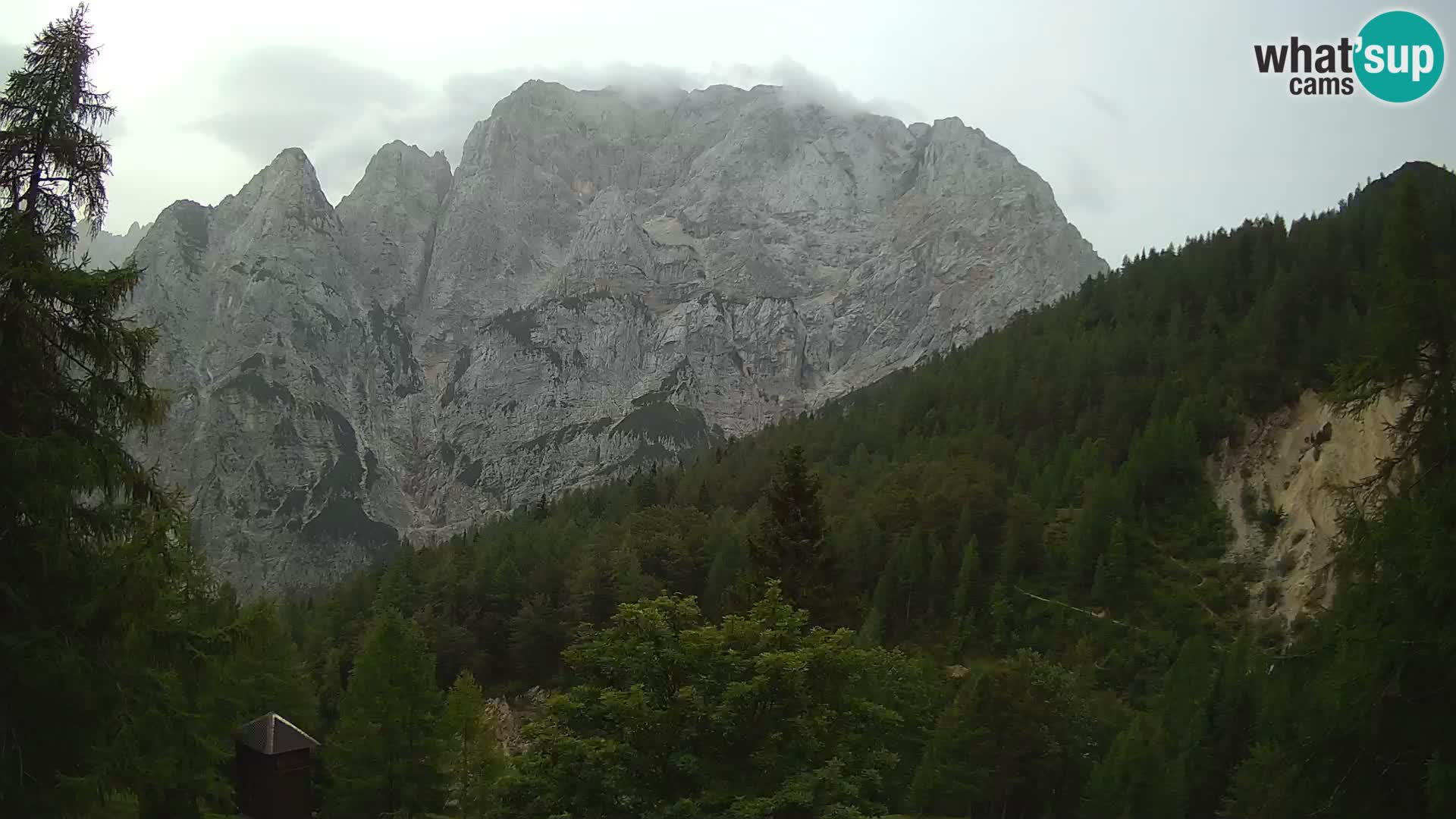 Vršič camera en vivo Casa Erjavčeva – vista a PRISOJNIK – Eslovenia