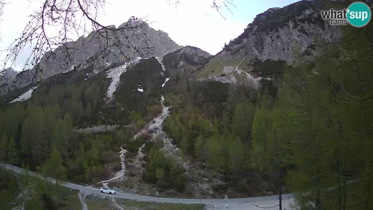 Live webcam Vršič – Erjavčeva house – Slovenia