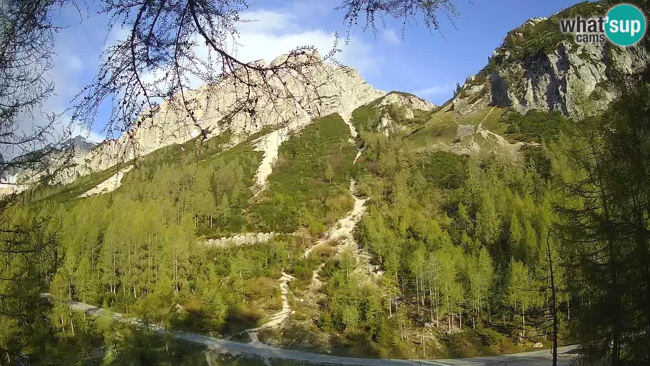Web kamera Vršič – Erjavčeva kuca – Slovenija