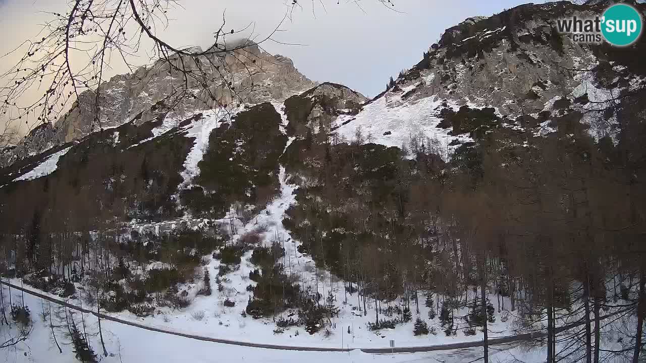 Live webcam Vršič – Baita di montagna Erjavčeva – Slovenia