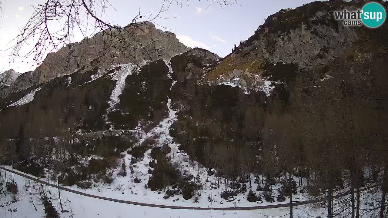 Live webcam Vršič – Baita di montagna Erjavčeva – Slovenia