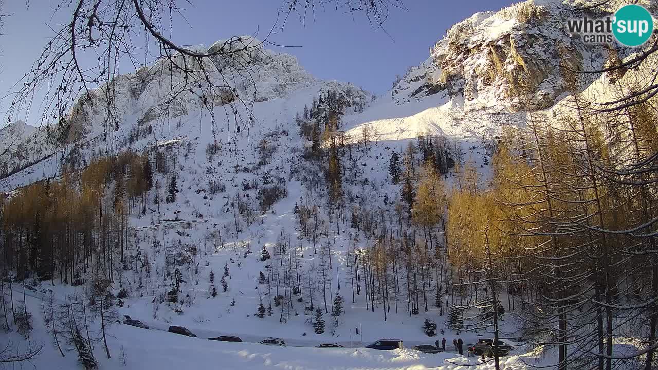 Live webcam Vršič – Erjavčeva house – Slovenia