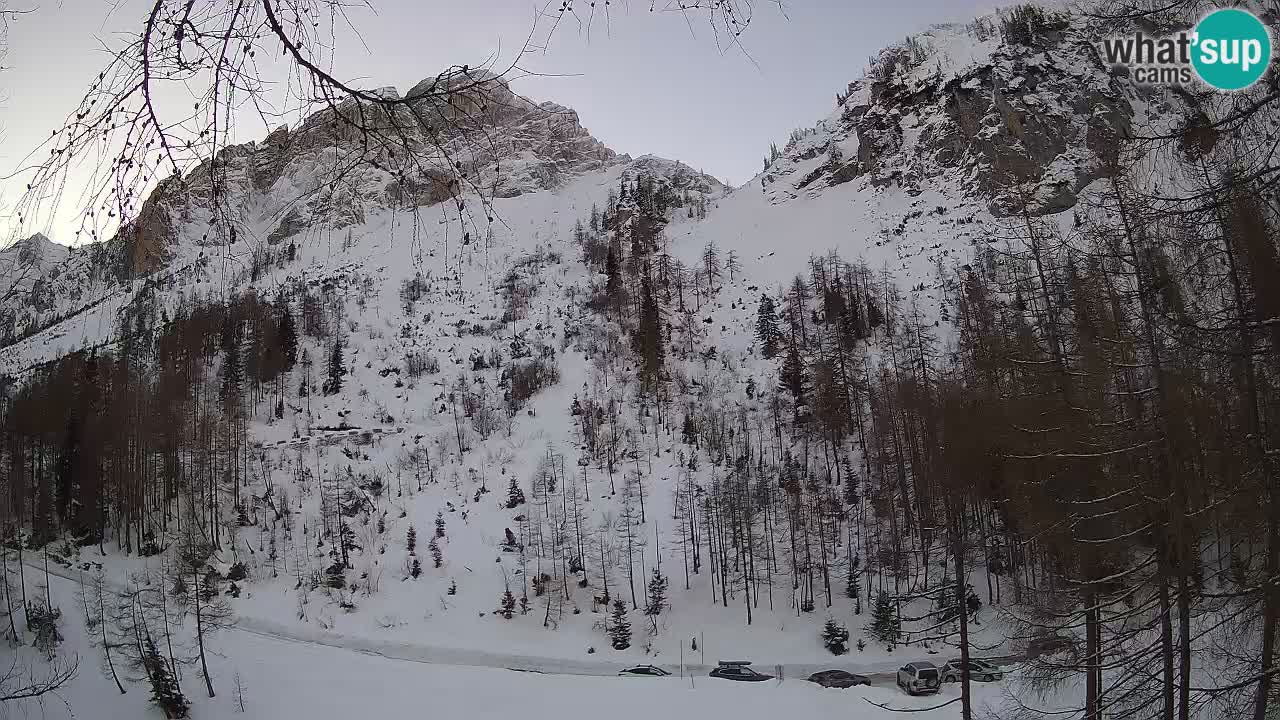 Live webcam Vršič – Erjavčeva house – Slovenia