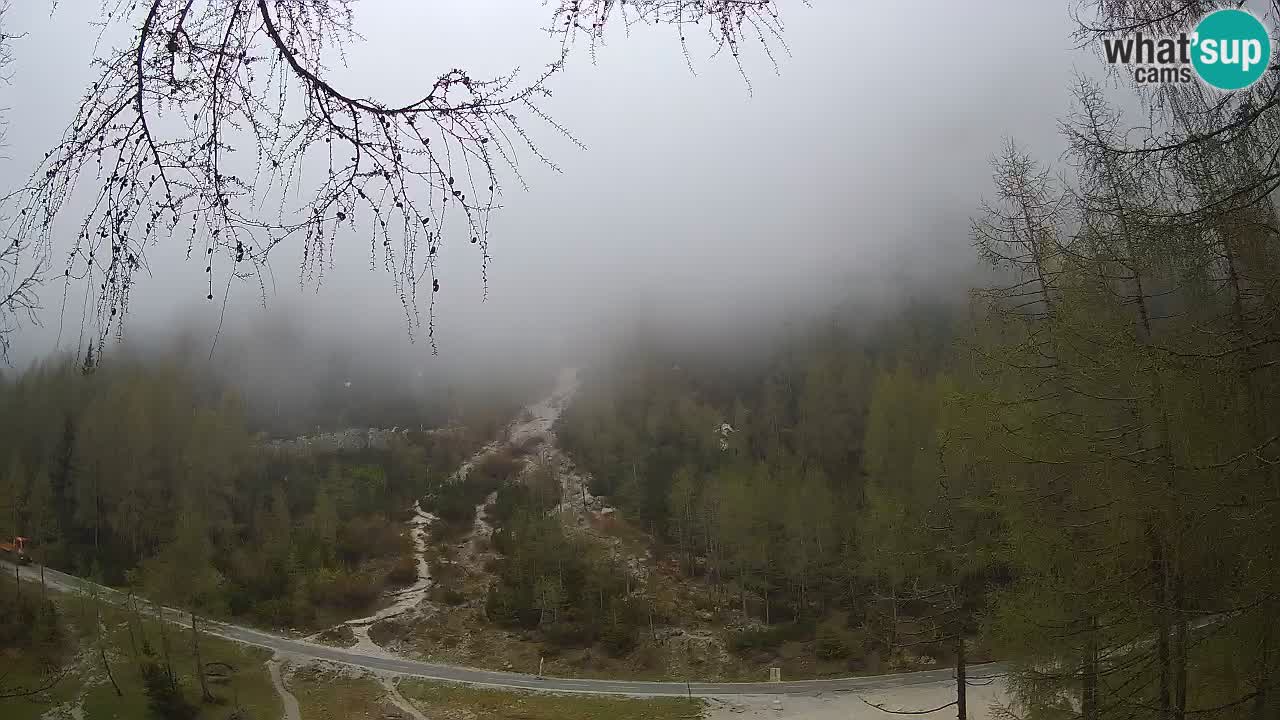 Live webcam Vršič – Erjavčeva house – Slovenia