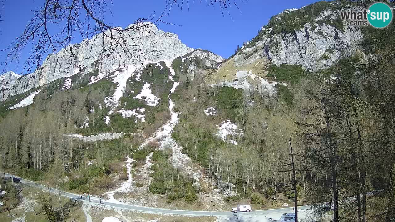 Live webcam Vršič – Erjavčeva house – Slovenia