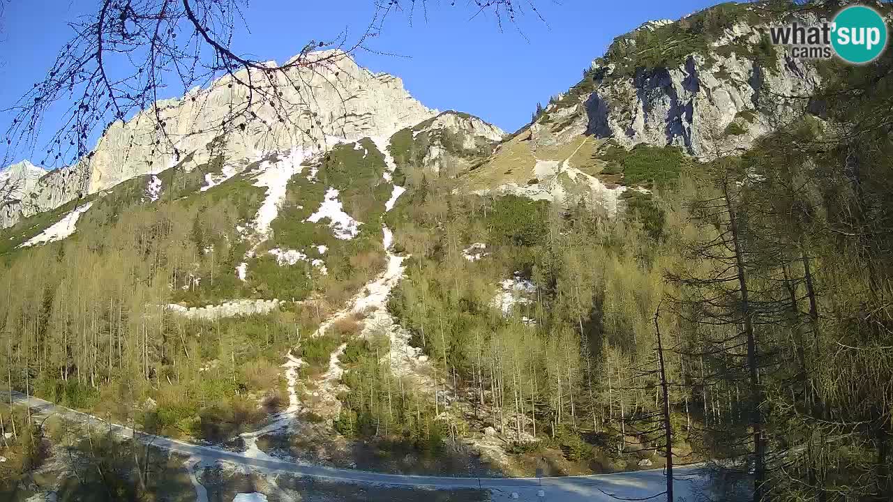 Live webcam Vršič – Erjavčeva house – Slovenia