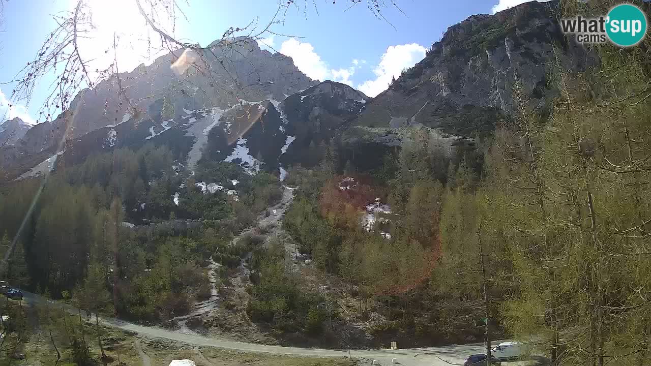 Live webcam Vršič – Erjavčeva house – Slovenia