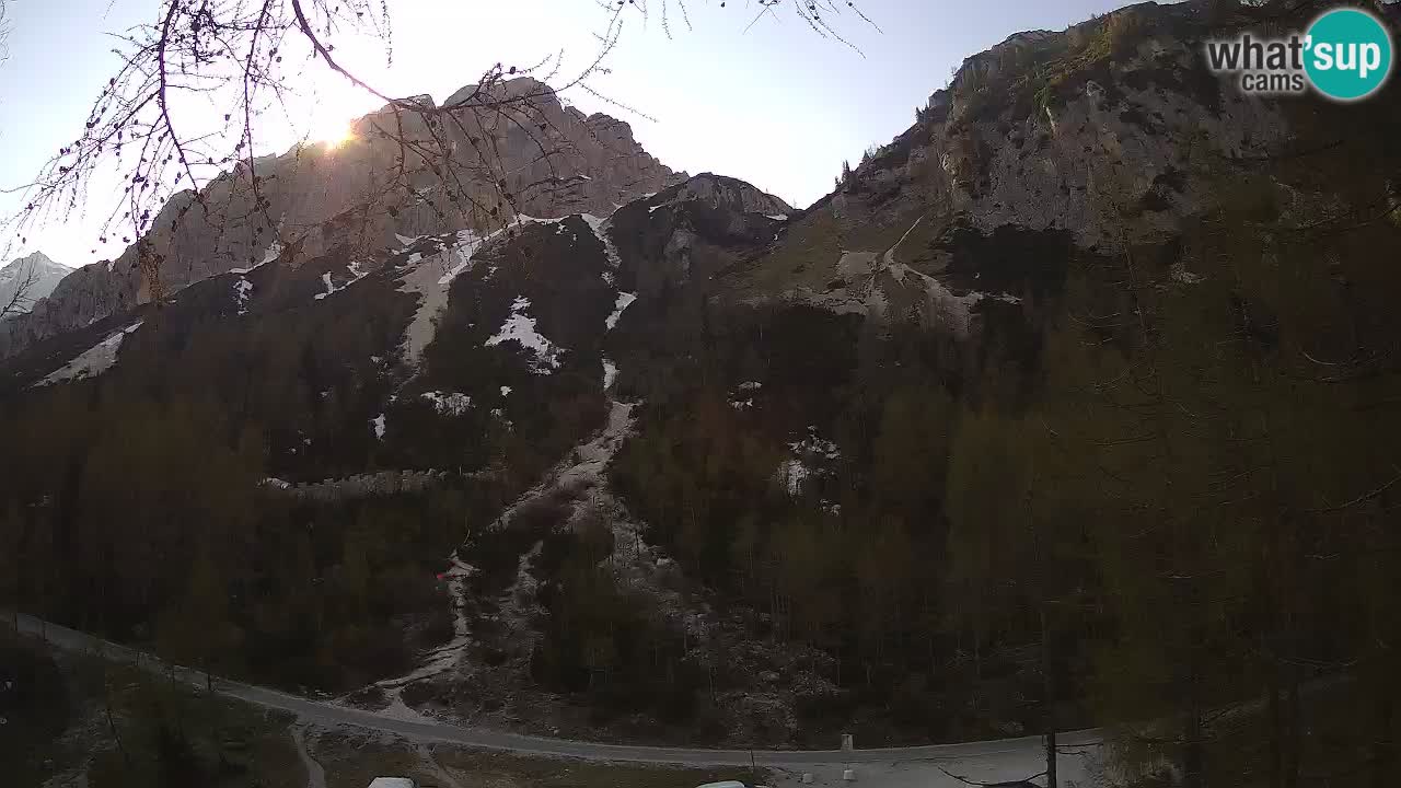 Live webcam Vršič – Erjavčeva house – Slovenia