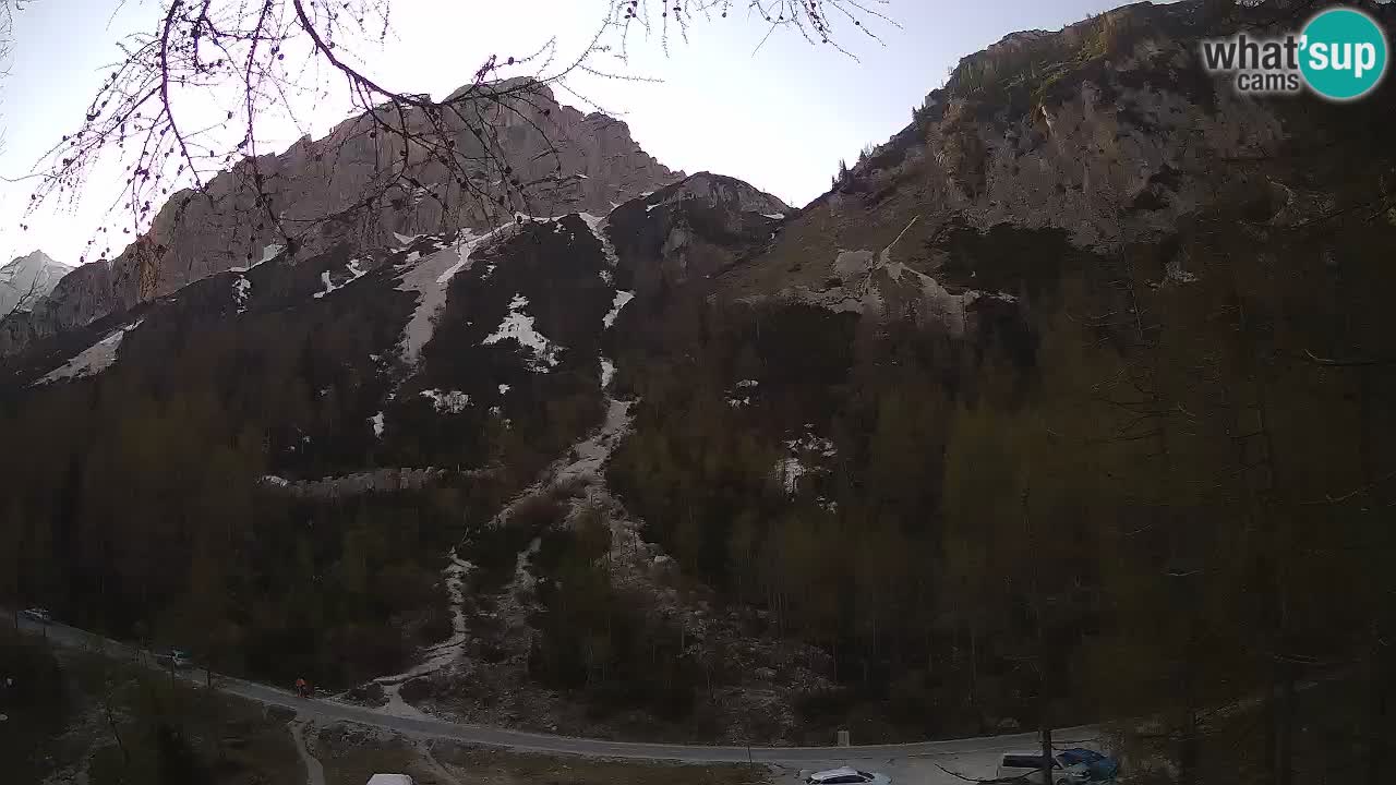 Live webcam Vršič – Erjavčeva house – Slovenia