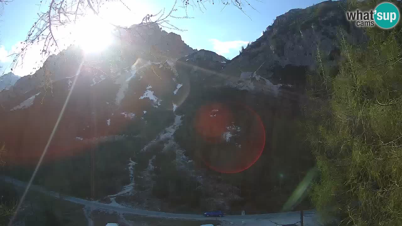 Live webcam Vršič – Erjavčeva house – Slovenia