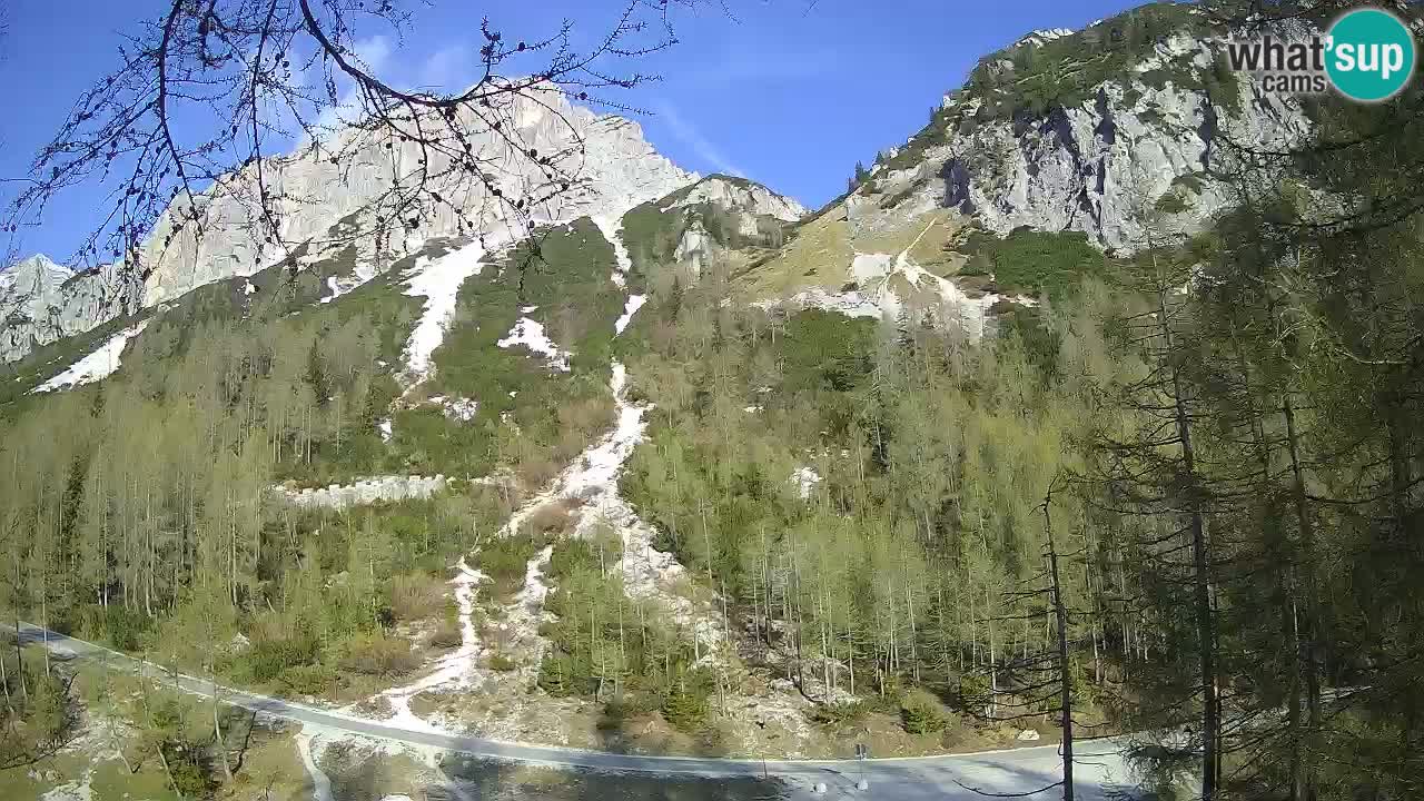 Web kamera Vršič – Erjavčeva kuca – Slovenija