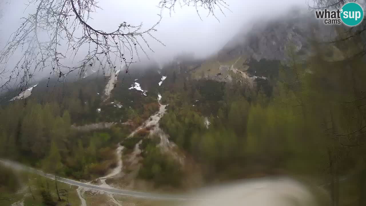 Web kamera Vršič – Erjavčeva kuca – Slovenija