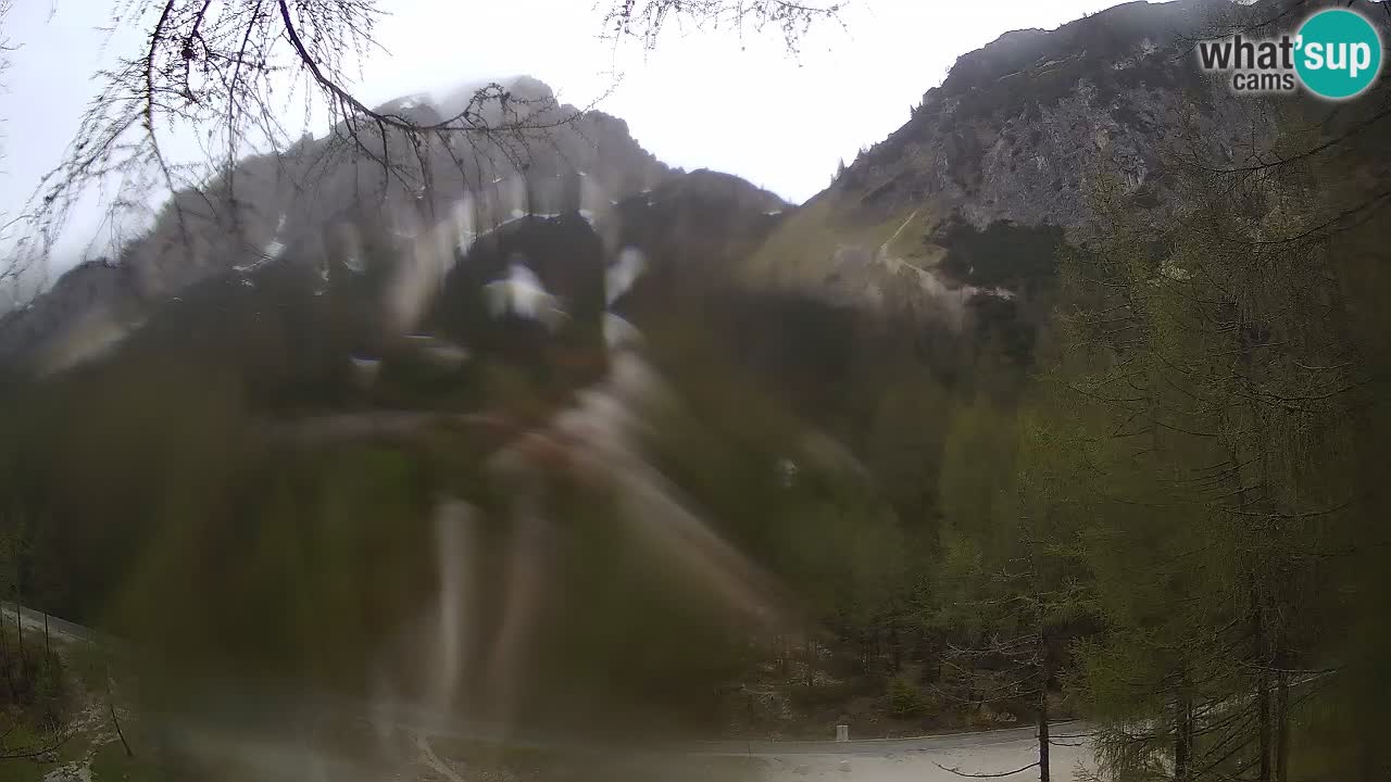 Live webcam Vršič – Erjavčeva house – Slovenia