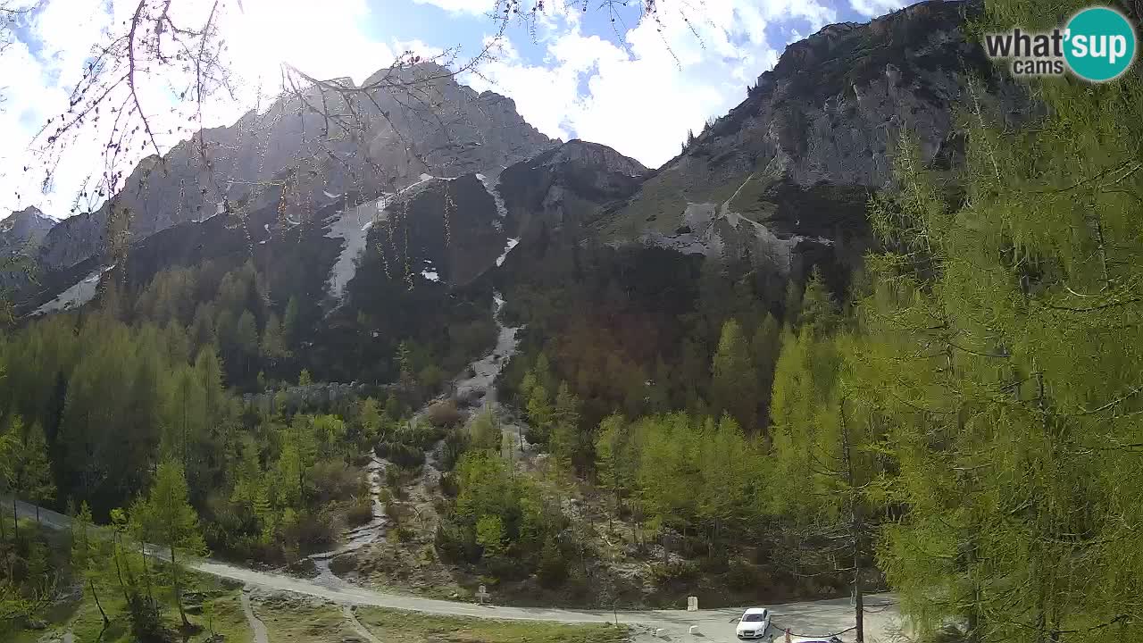 Live webcam Vršič – Erjavčeva house – Slovenia
