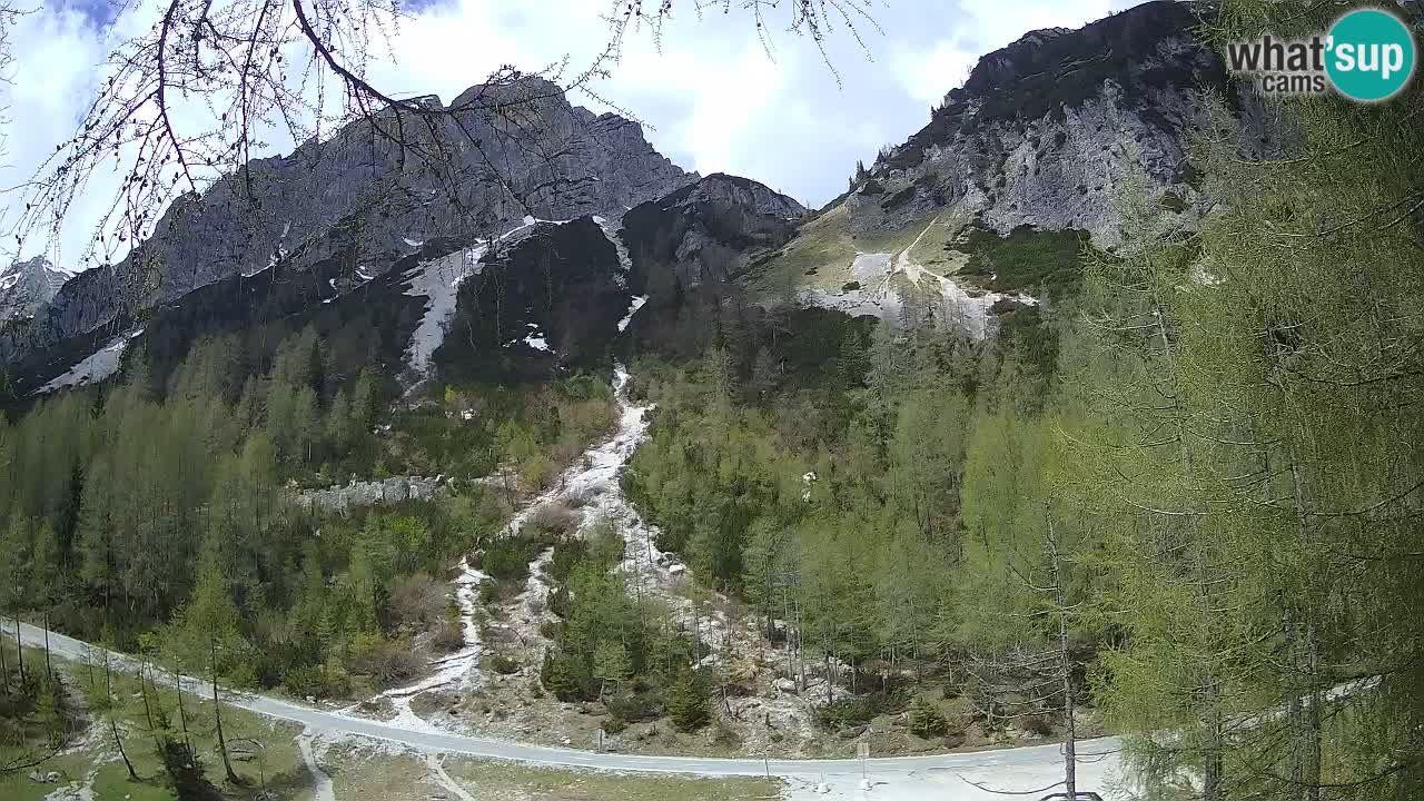 Live webcam Vršič – Erjavčeva house – Slovenia