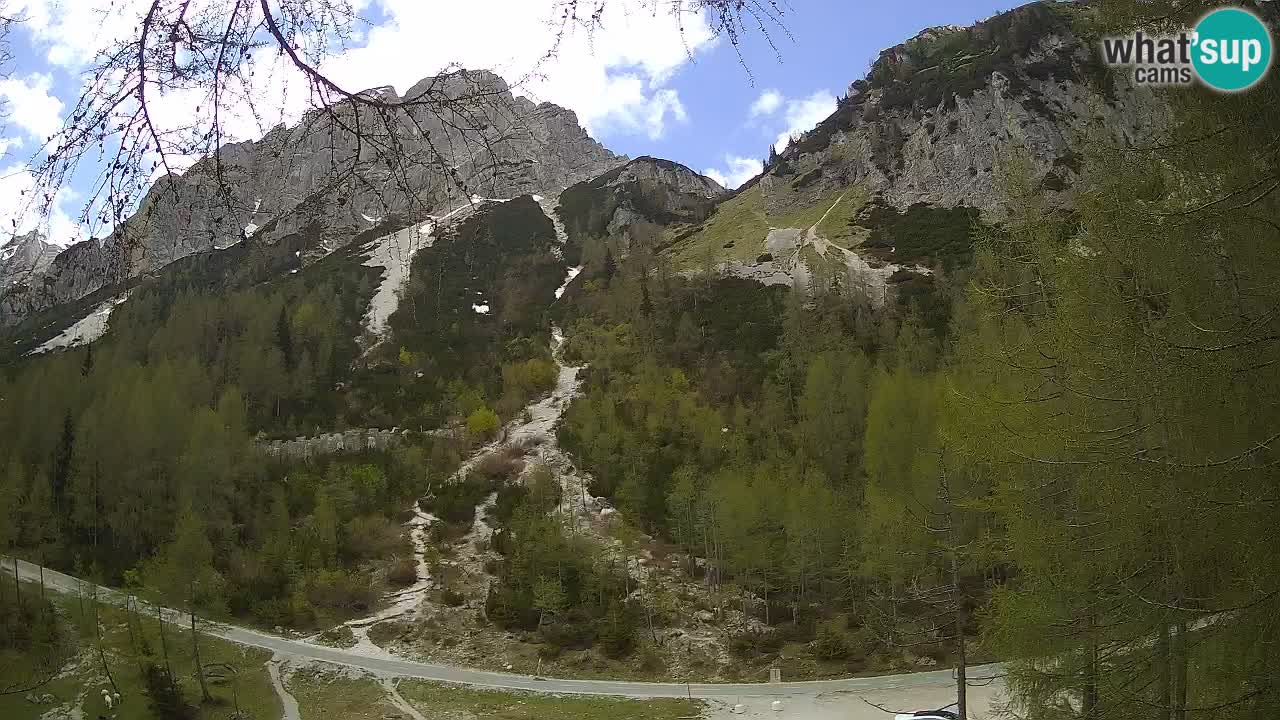 Web kamera Vršič – Erjavčeva kuca – Slovenija