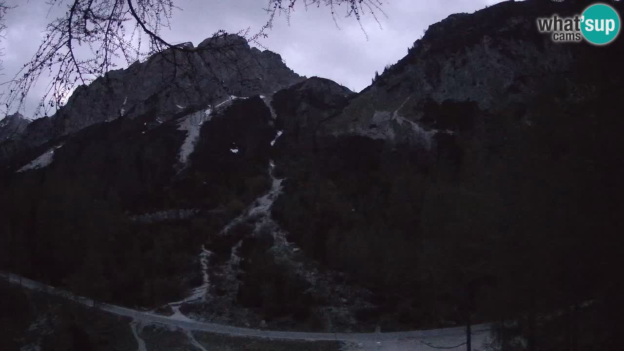 Spletna Kamera Vršič – Erjavčeva hiša – Slovenija